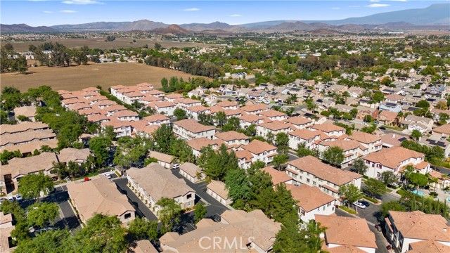33650 Willow Haven 102, Murrieta, CA 92563