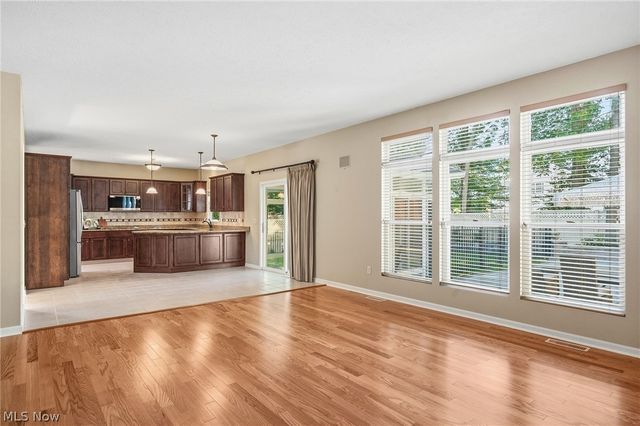32925 Titus Hill Lane, Avon Lake, OH 44012