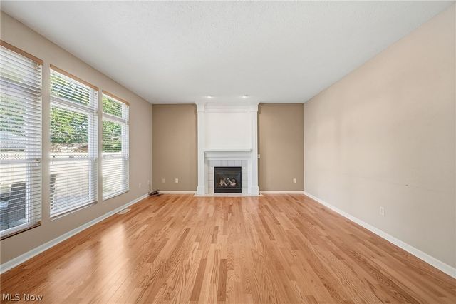 32925 Titus Hill Lane, Avon Lake, OH 44012