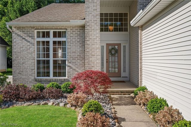 32925 Titus Hill Lane, Avon Lake, OH 44012
