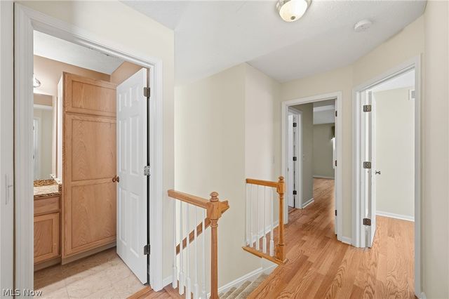 32925 Titus Hill Lane, Avon Lake, OH 44012