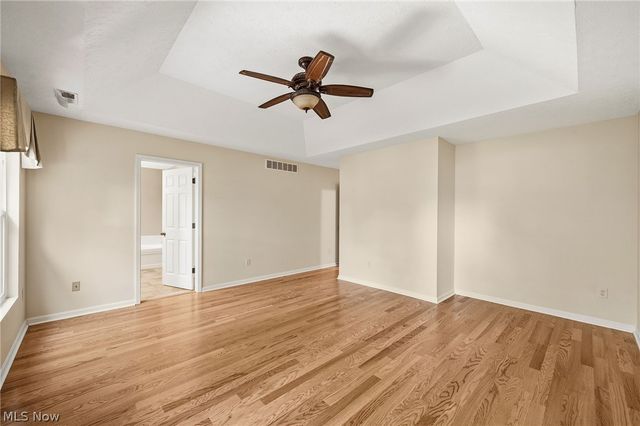 32925 Titus Hill Lane, Avon Lake, OH 44012