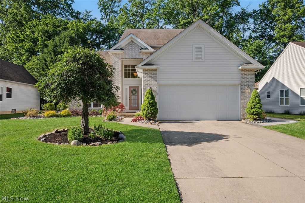 32925 Titus Hill Lane, Avon Lake, OH 44012