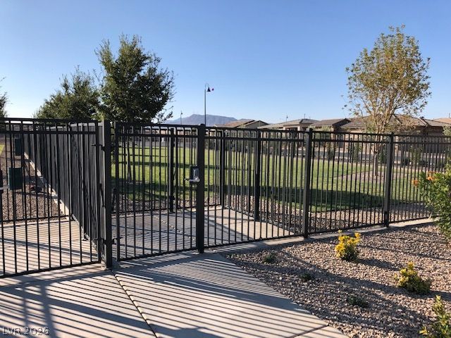 738 Purple Knoll Walk, Henderson, NV 89011