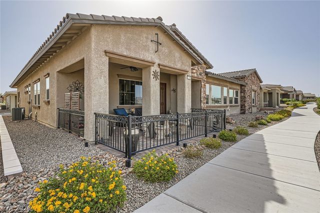 738 Purple Knoll Walk, Henderson, NV 89011