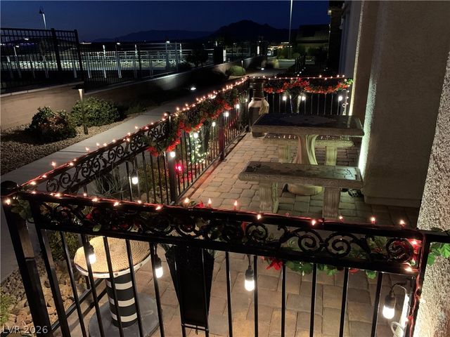 738 Purple Knoll Walk, Henderson, NV 89011