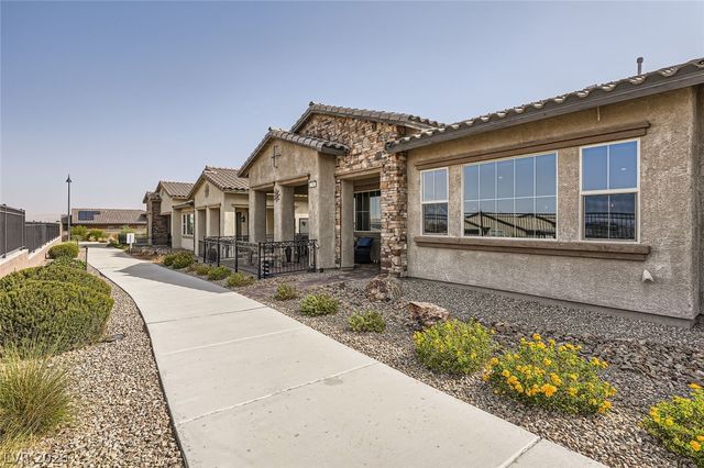738 Purple Knoll Walk, Henderson, NV 89011