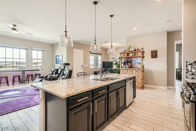 738 Purple Knoll Walk, Henderson, NV 89011