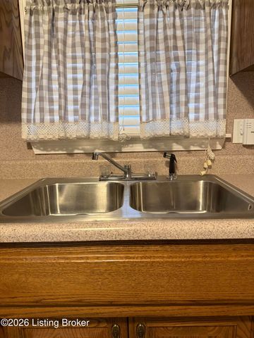 10424 New Haven Rd, New Haven, KY 40051