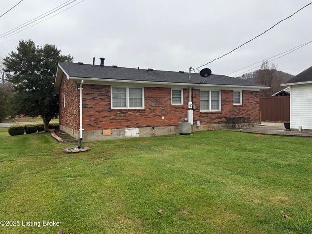 10424 New Haven Rd, New Haven, KY 40051