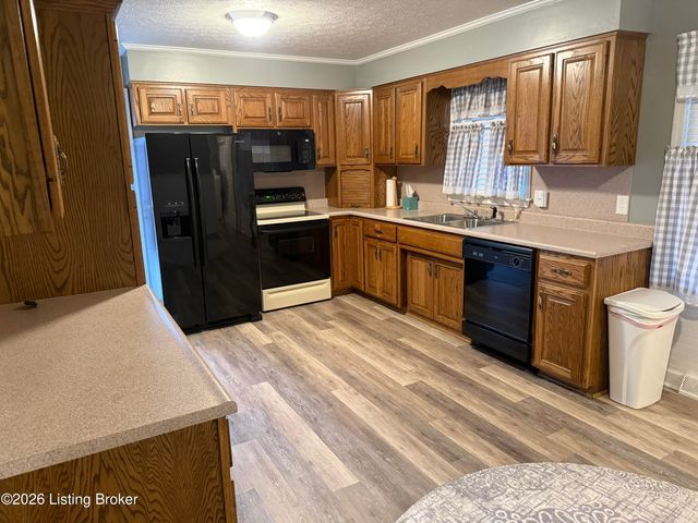 10424 New Haven Rd, New Haven, KY 40051