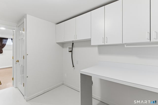 14 Richard Road, Simsbury, CT 06070