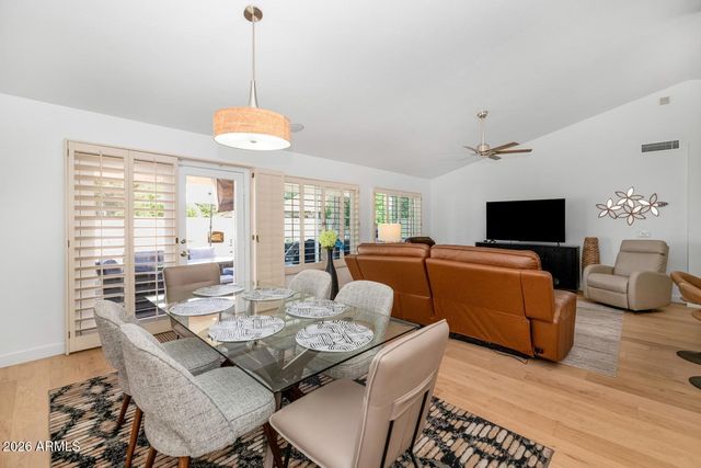 3840 S ACACIA Court, Chandler, AZ 85248