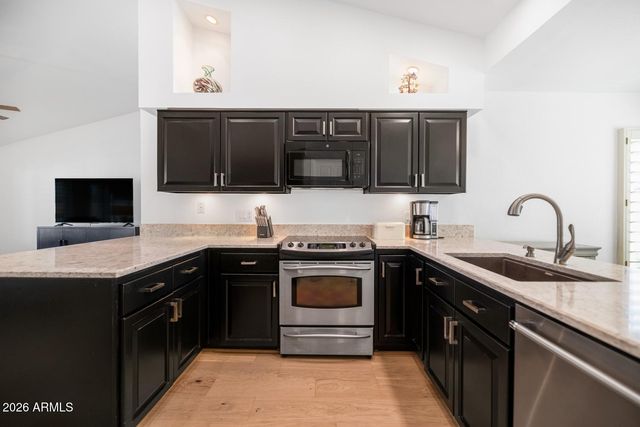 3840 S ACACIA Court, Chandler, AZ 85248