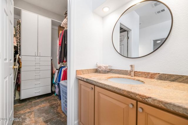 3840 S ACACIA Court, Chandler, AZ 85248