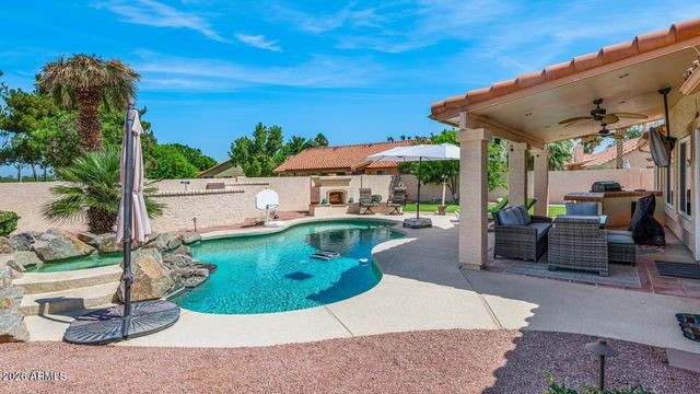 3840 S ACACIA Court, Chandler, AZ 85248