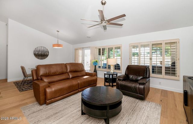 3840 S ACACIA Court, Chandler, AZ 85248