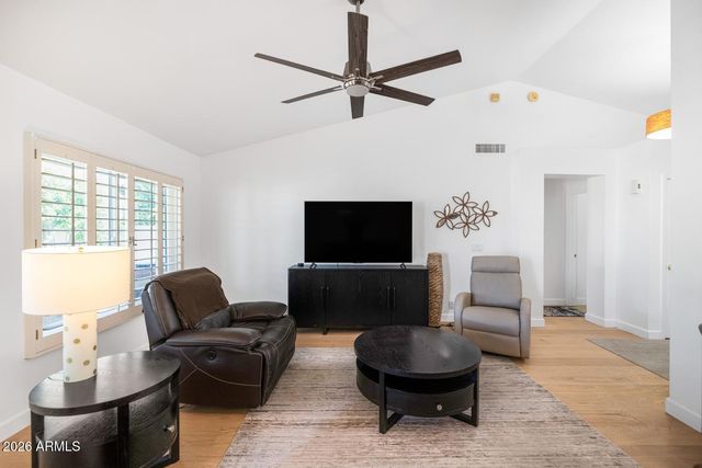3840 S ACACIA Court, Chandler, AZ 85248