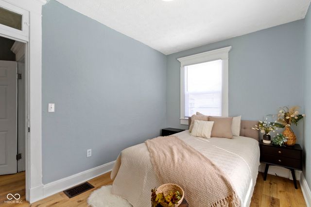 17 Parkview Avenue, Indianapolis, IN 46201