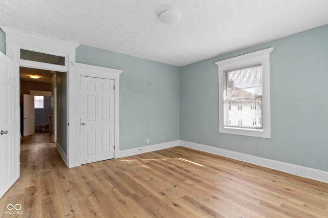 17 Parkview Avenue, Indianapolis, IN 46201