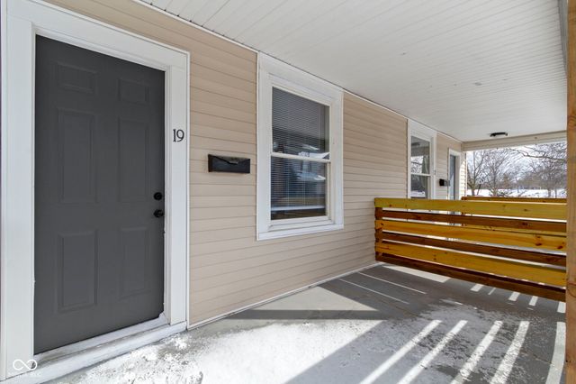 17 Parkview Avenue, Indianapolis, IN 46201