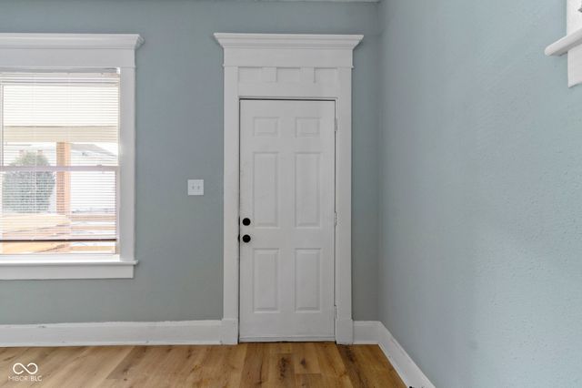 17 Parkview Avenue, Indianapolis, IN 46201