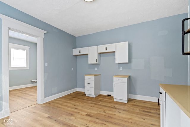 17 Parkview Avenue, Indianapolis, IN 46201