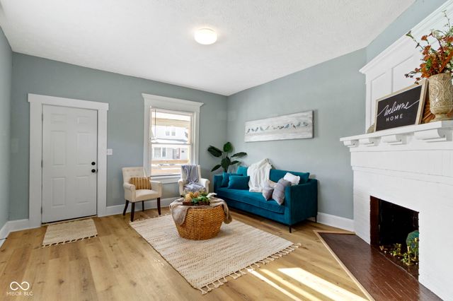 17 Parkview Avenue, Indianapolis, IN 46201