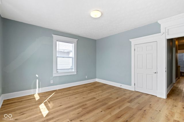 17 Parkview Avenue, Indianapolis, IN 46201