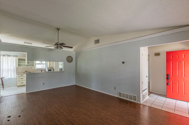 6504 Johnnie Street, Watauga, TX 76148