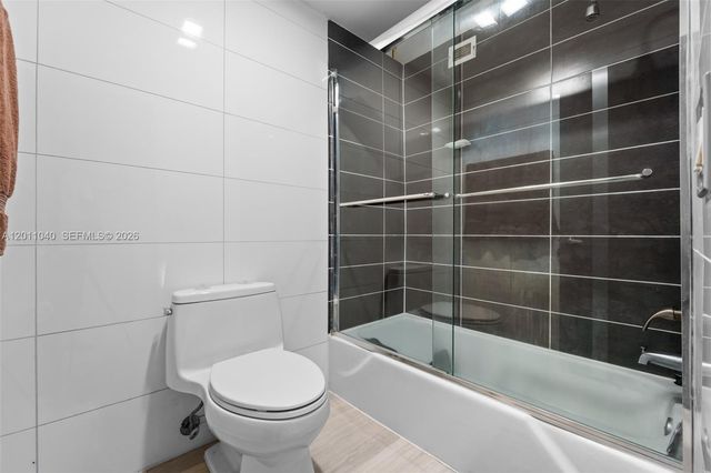 1825 S Ocean Drive PH-9, Hallandale Beach, FL 33009