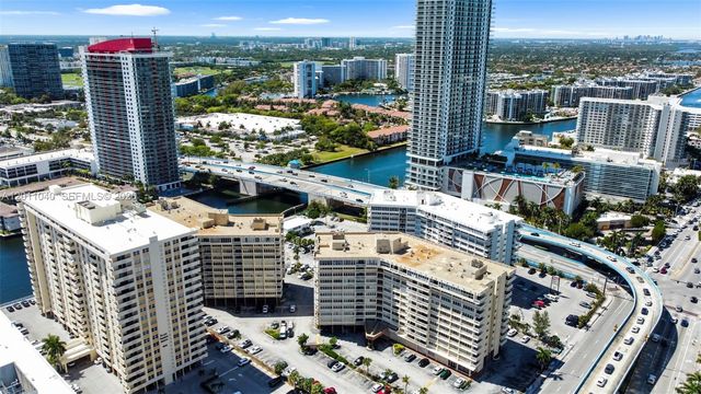 1825 S Ocean Drive PH-9, Hallandale Beach, FL 33009