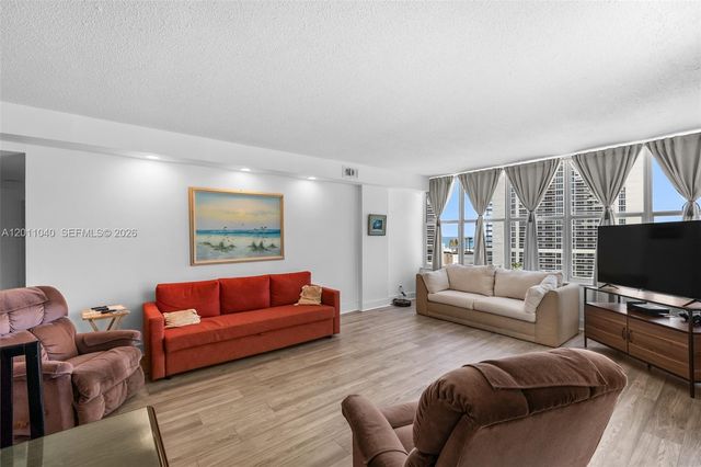1825 S Ocean Drive PH-9, Hallandale Beach, FL 33009