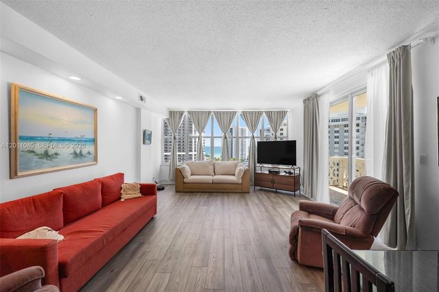 1825 S Ocean Drive PH-9, Hallandale Beach, FL 33009