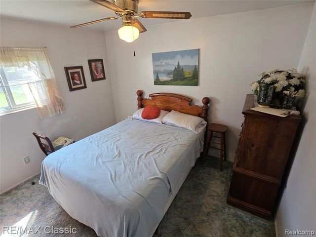 1072 Cloverlawn Drive, Pontiac, MI 48340