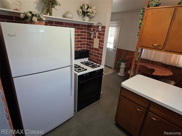 1072 Cloverlawn Drive, Pontiac, MI 48340