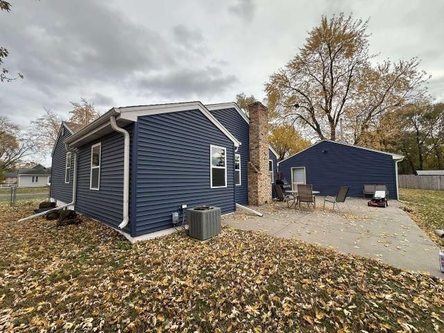 9030 Oakland Avenue S, Bloomington, MN 55420