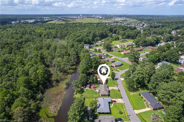 216 Shore Side RD, Chesapeake, VA 23320