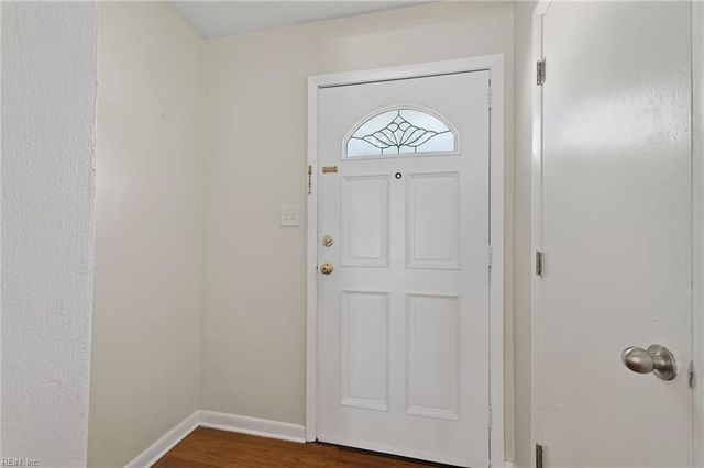 216 Shore Side RD, Chesapeake, VA 23320