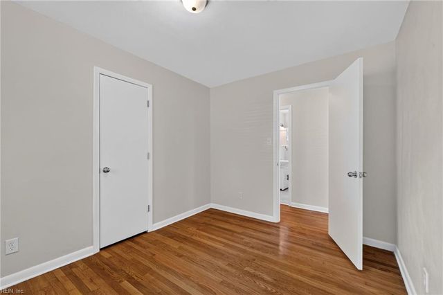 216 Shore Side RD, Chesapeake, VA 23320