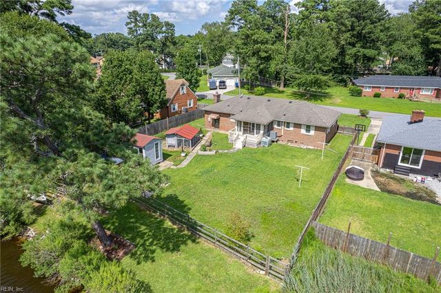 216 Shore Side RD, Chesapeake, VA 23320