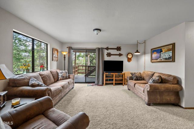864 Nadelhorn Drive, Lake Arrowhead, CA 92352