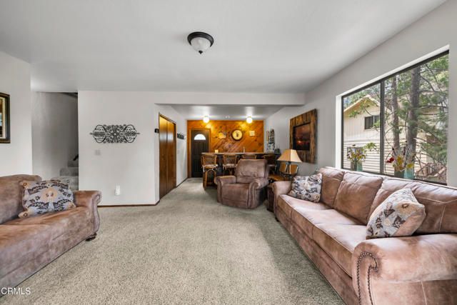 864 Nadelhorn Drive, Lake Arrowhead, CA 92352