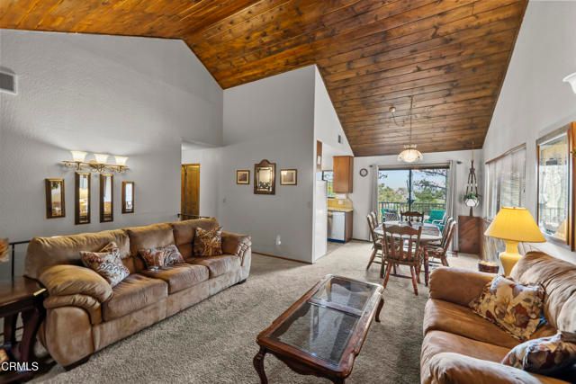864 Nadelhorn Drive, Lake Arrowhead, CA 92352