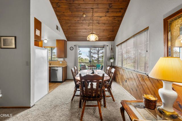 864 Nadelhorn Drive, Lake Arrowhead, CA 92352