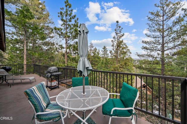 864 Nadelhorn Drive, Lake Arrowhead, CA 92352