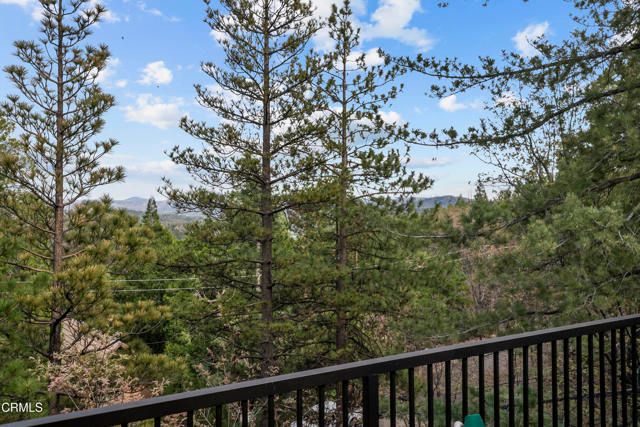 864 Nadelhorn Drive, Lake Arrowhead, CA 92352