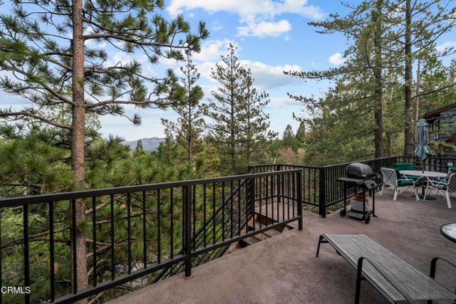 864 Nadelhorn Drive, Lake Arrowhead, CA 92352