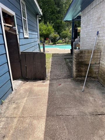 16116 Green Manor Drive, Houston, TX 77396