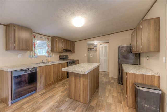 767 Windwood Drive, Livingston, TX 77351